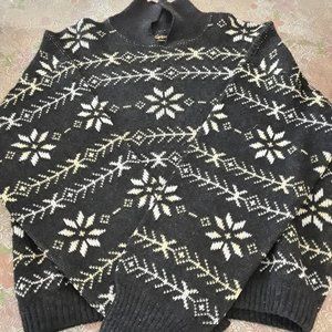 VINTAGE FIGGJO Men's Sweater